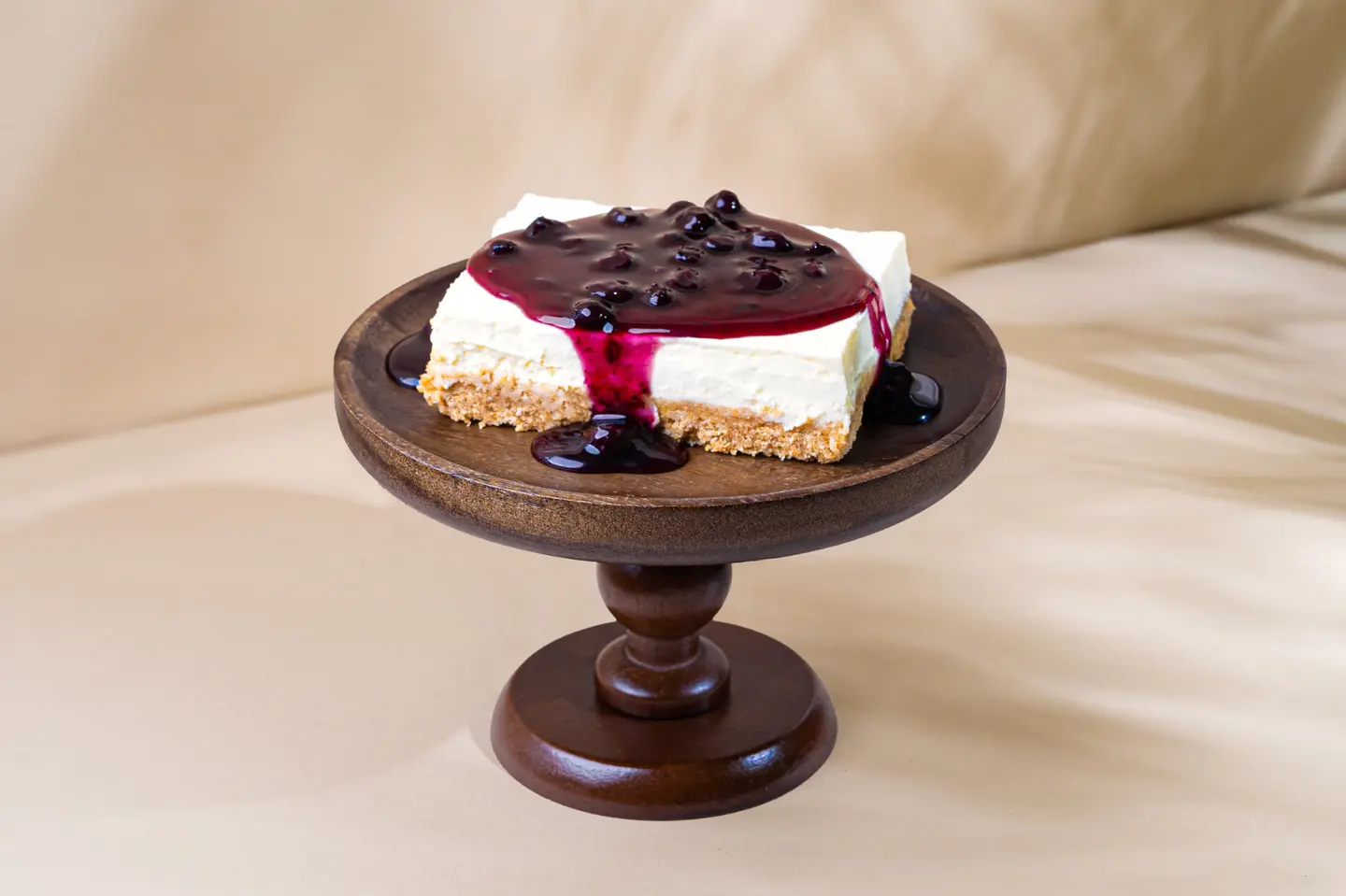 تشيز كيك توت ازرق