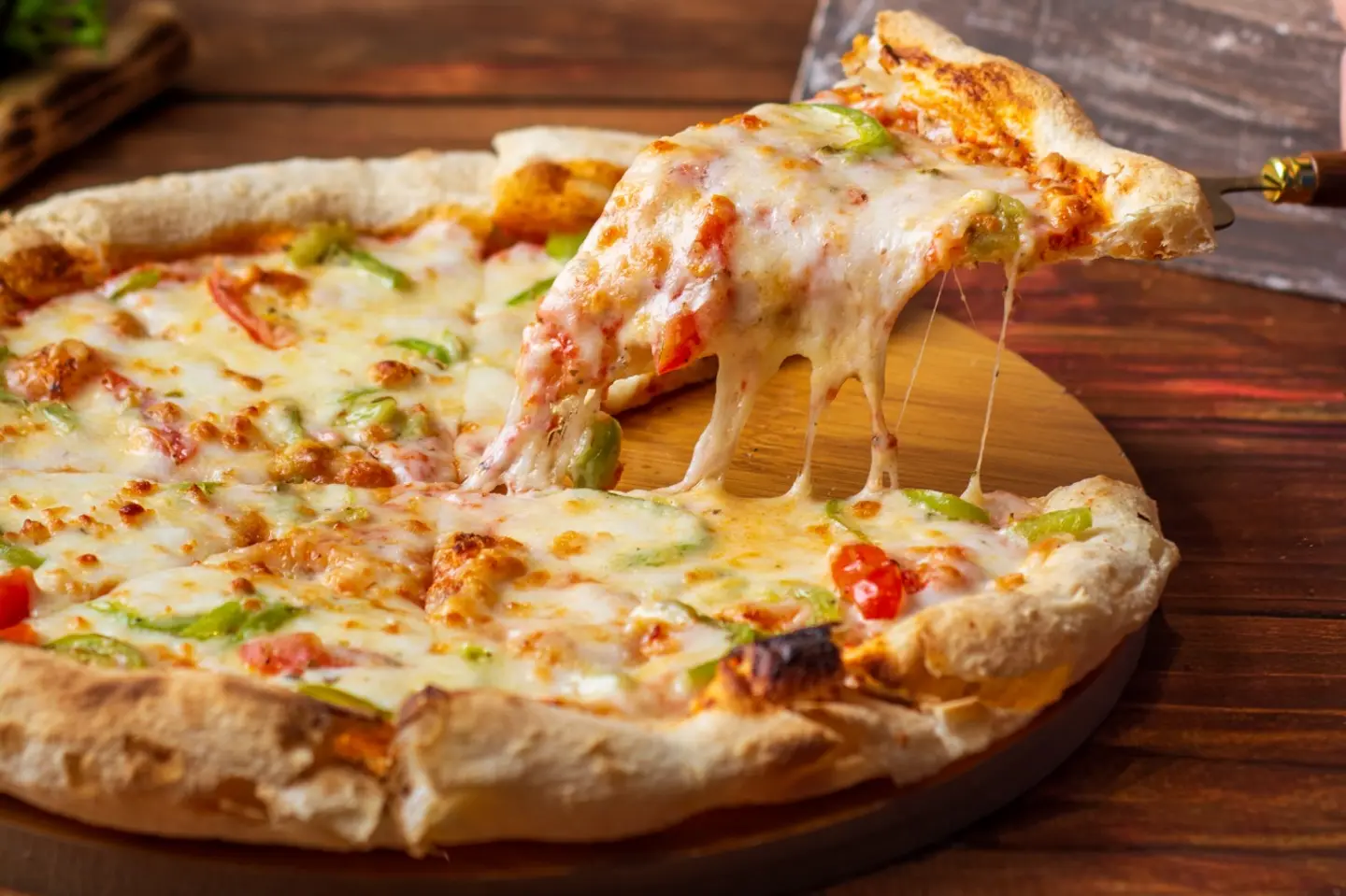 بيتزا الجبن المدخن صغيرة