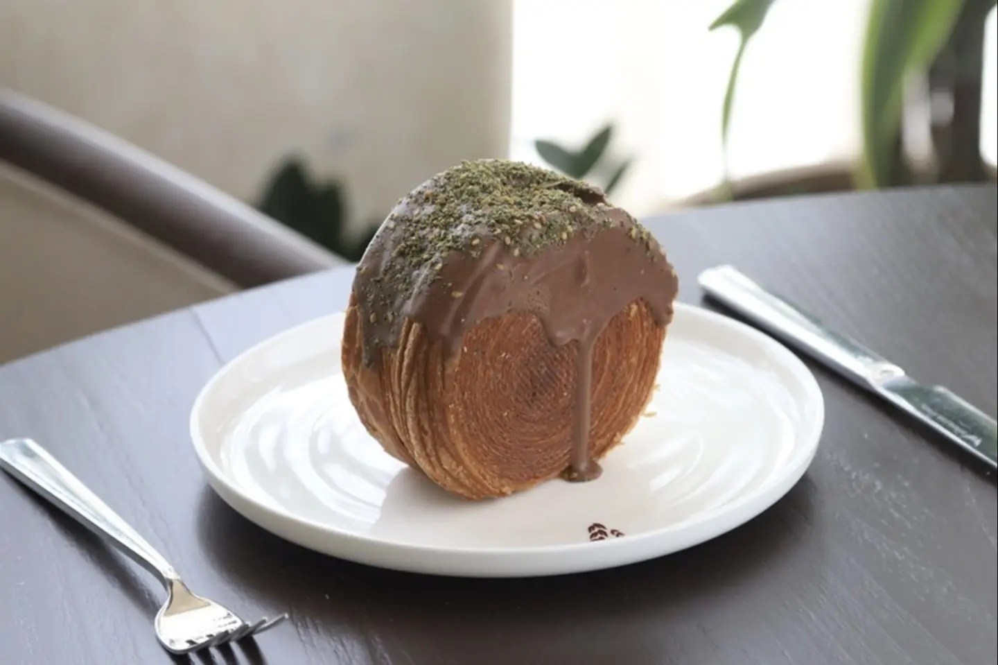 كرواسون رول بالشوكولاته والزعتر