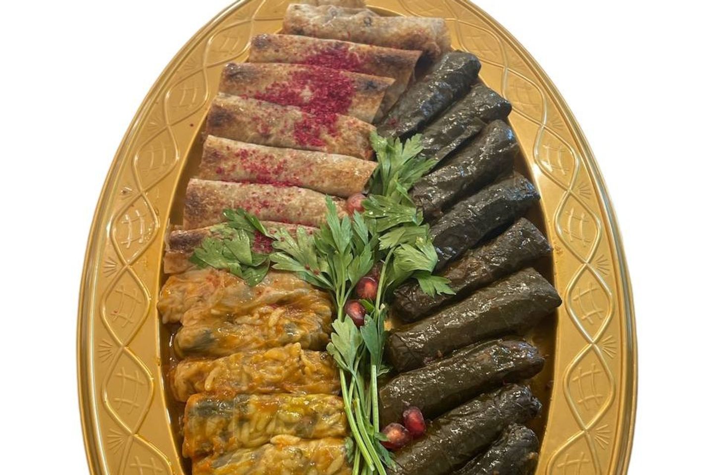 ورق عنب وملفوف ومسخن دجاج