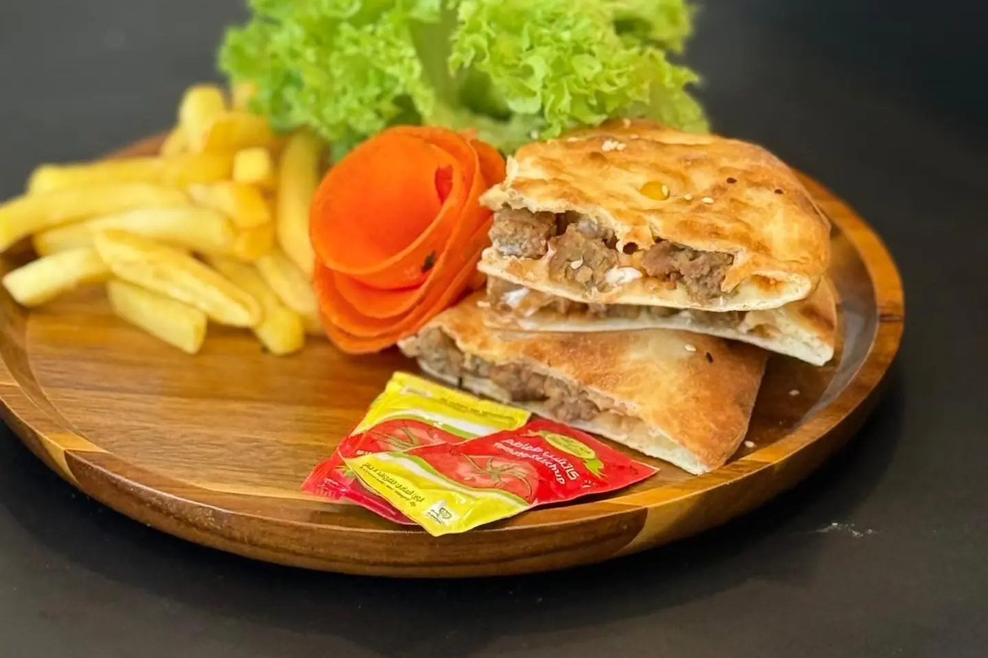 Taboon Chicken Burger Plate