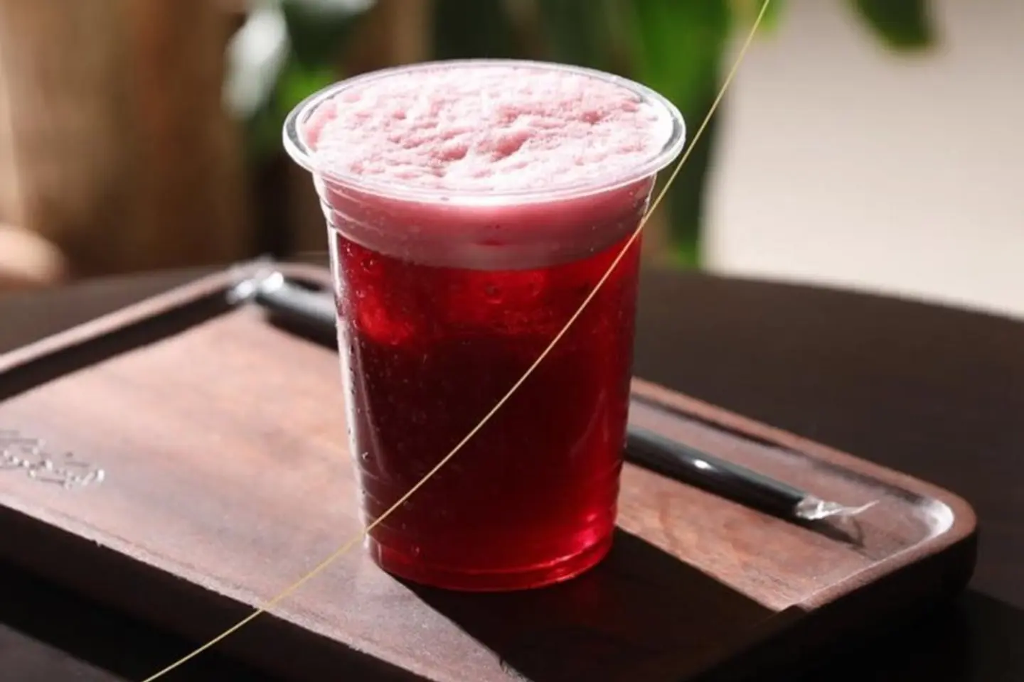 شاي الكركديه المثلج