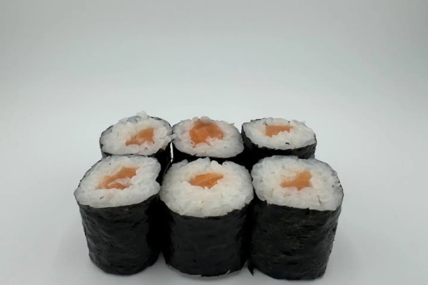 Salmon Maki Rolls