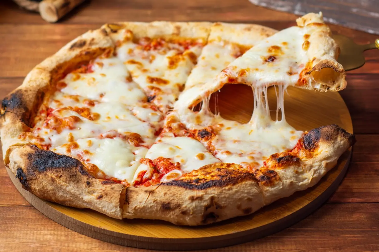 بيتزا المارغريتا صغيرة