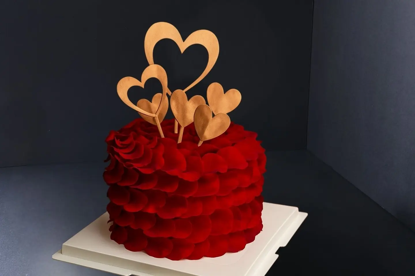 كيكة الورد كبيرة