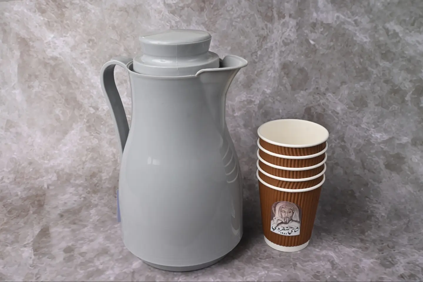 ثلاجة شاي حطب