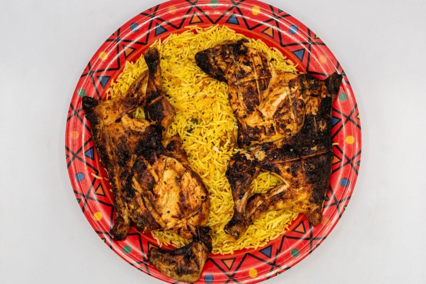 دجاج على الفحم مع ارز مبهر
