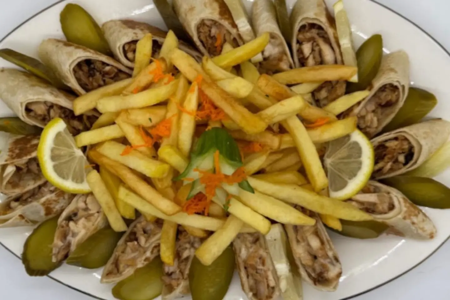 شاورما عربي وسط دجاج ١٢ قطعة