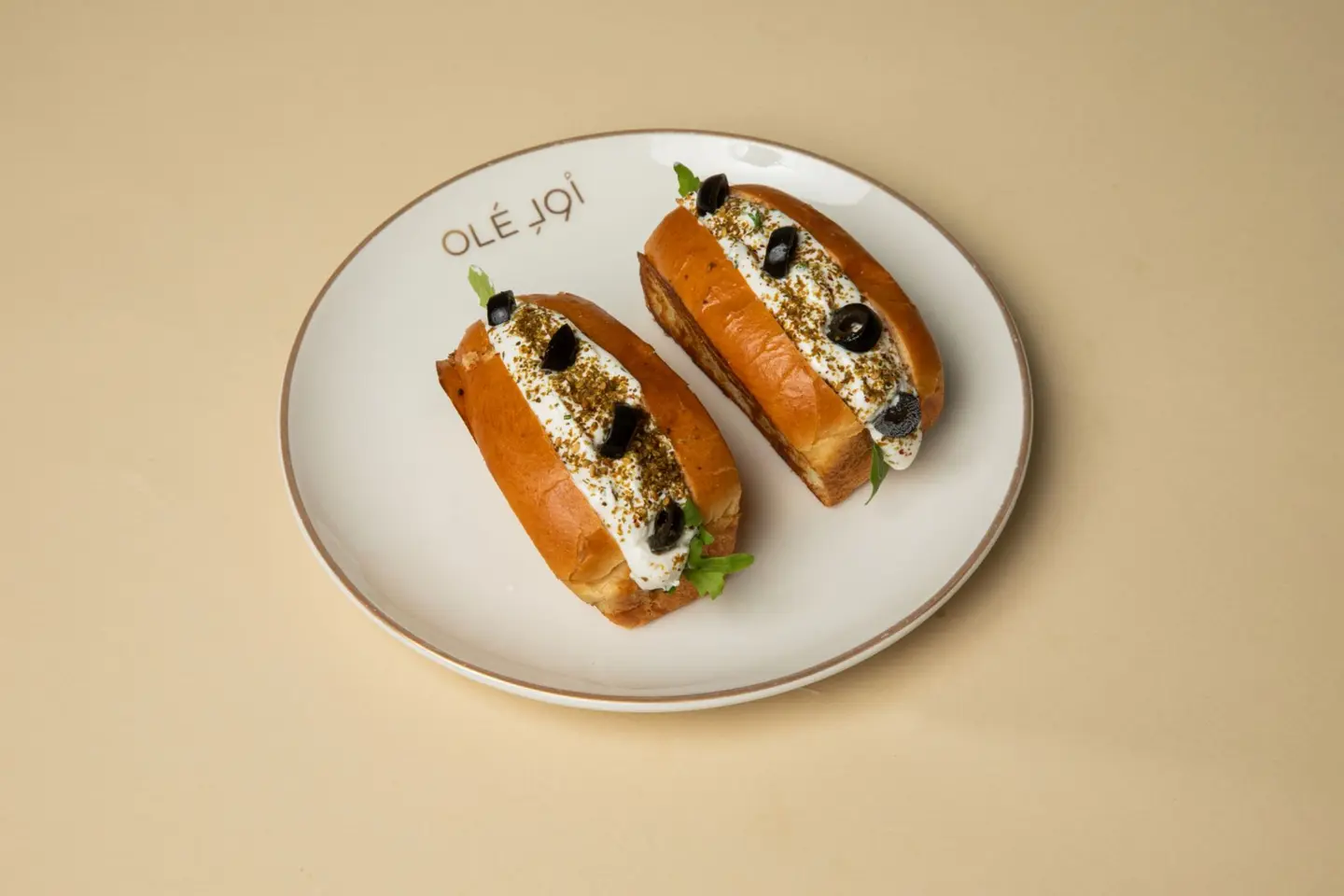 لبنة زعتر رول