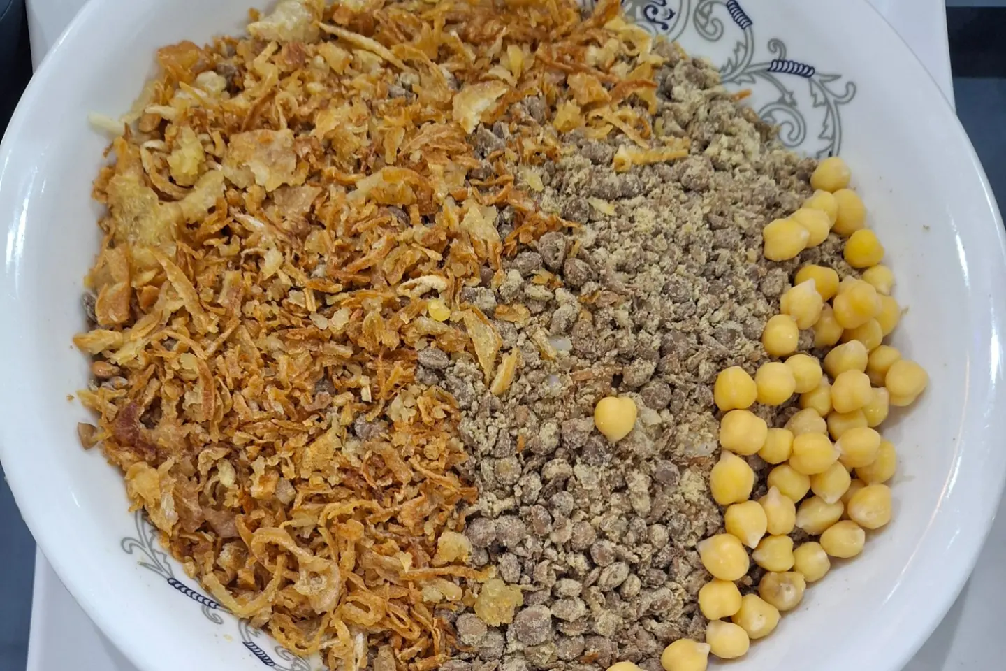 طاجن مكرونة لحم