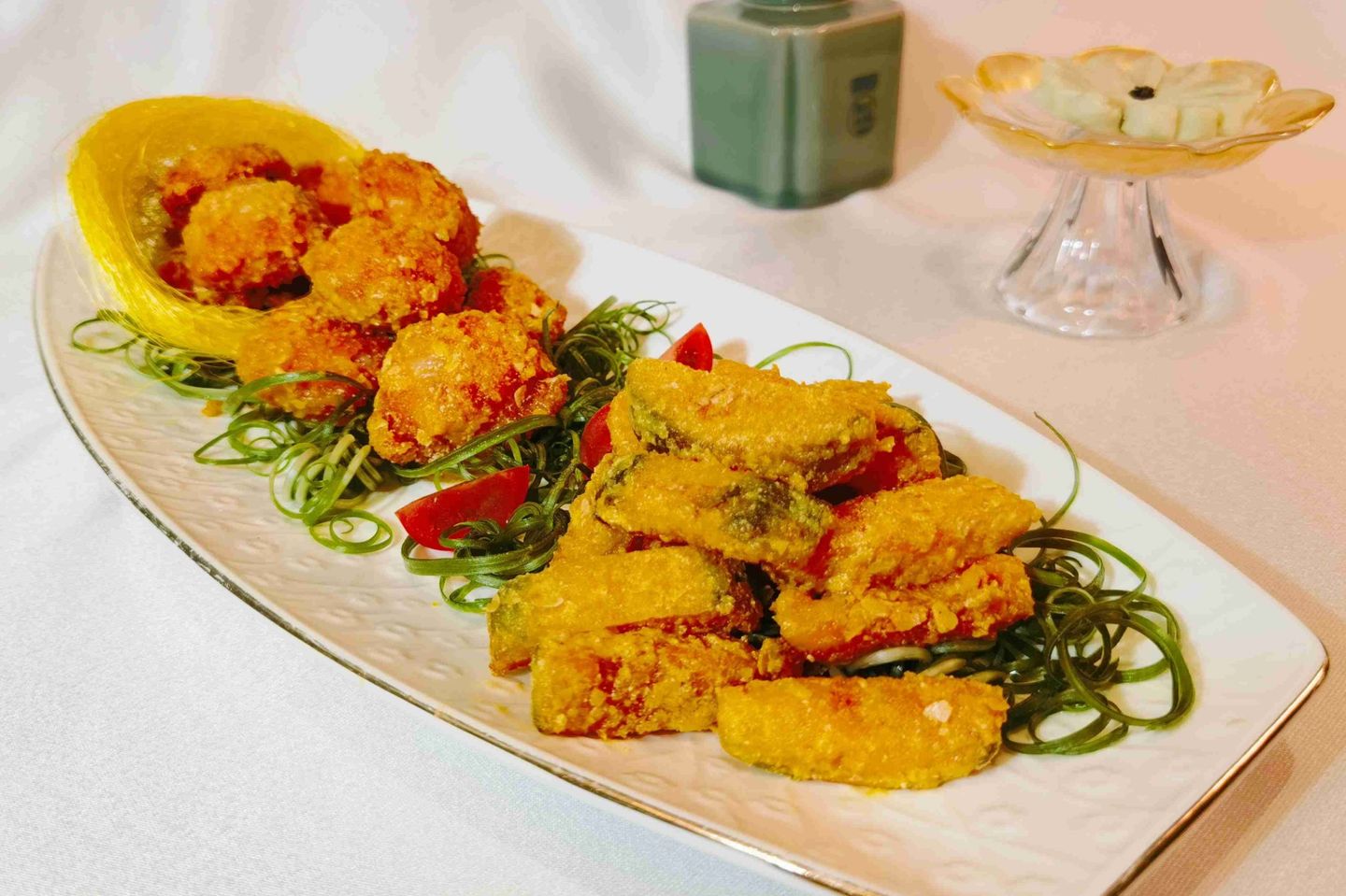 S13 Baked Chicken Wings With Salted Egg Oat Crust Served With Pumpkin