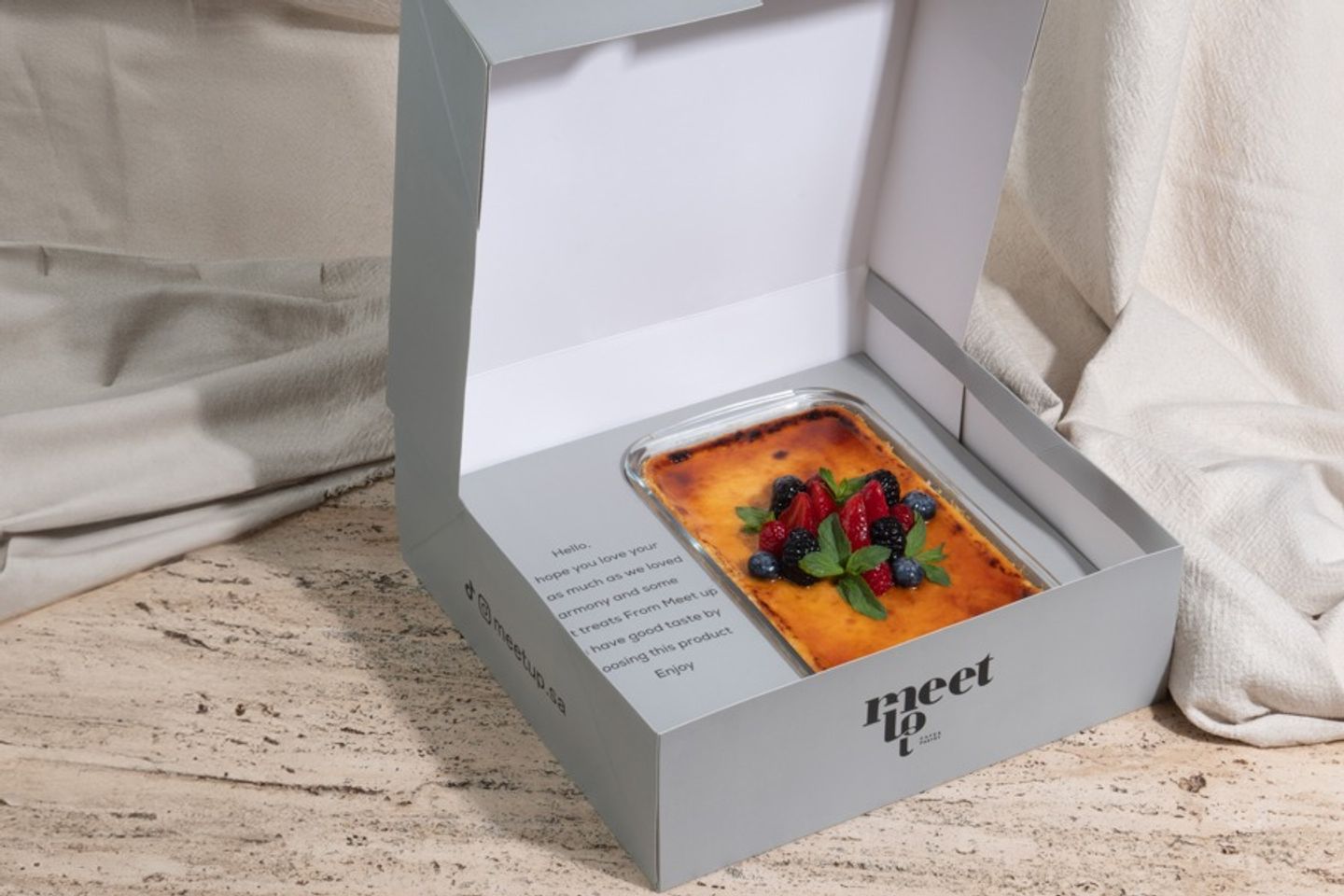Crema Brulee Cheescake Box