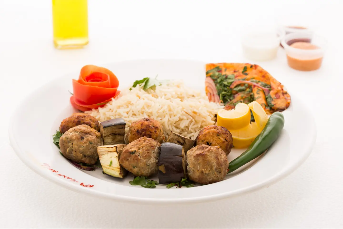 Mashhour Chicken With Rice