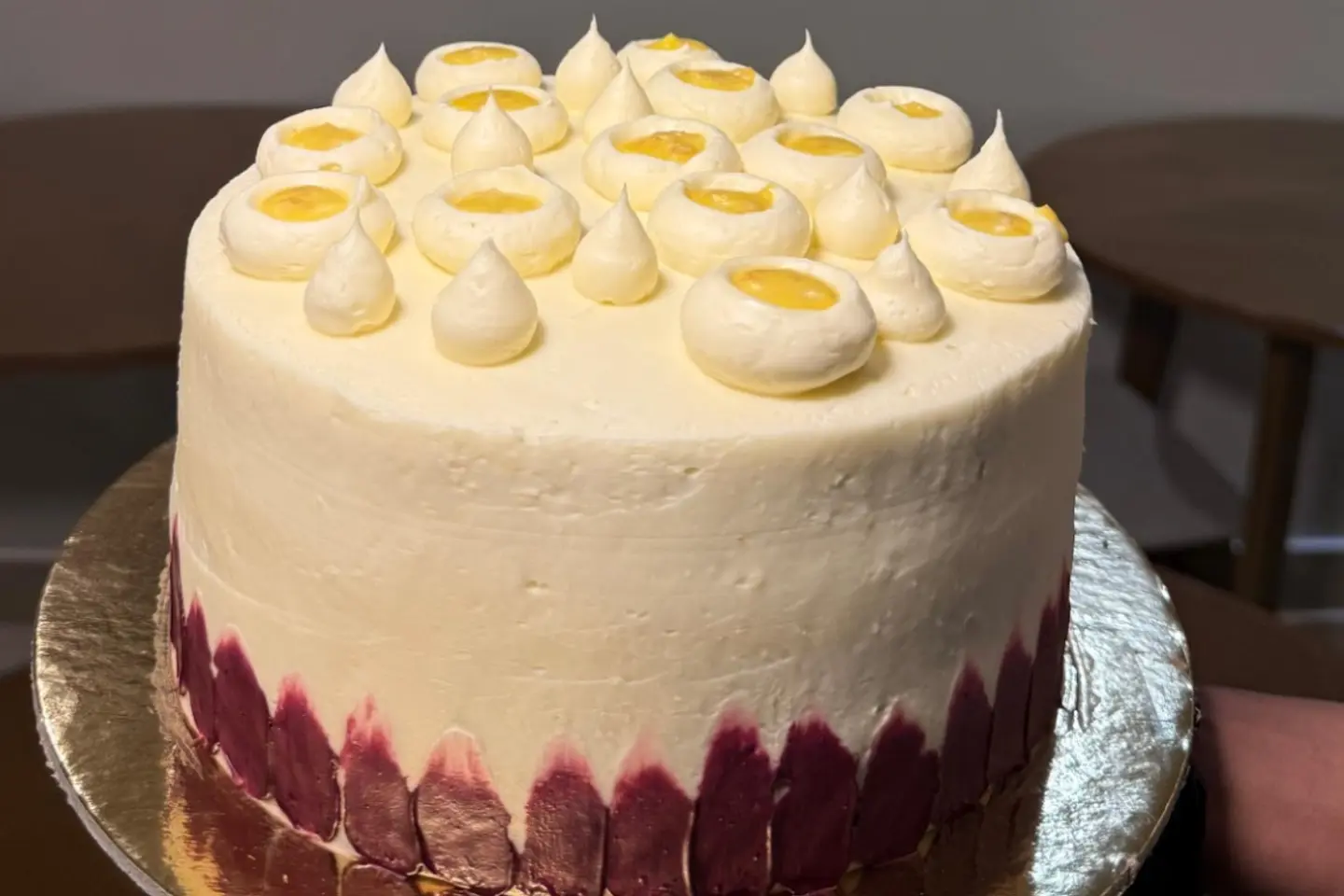 Suné Bluberry Lemon Cake