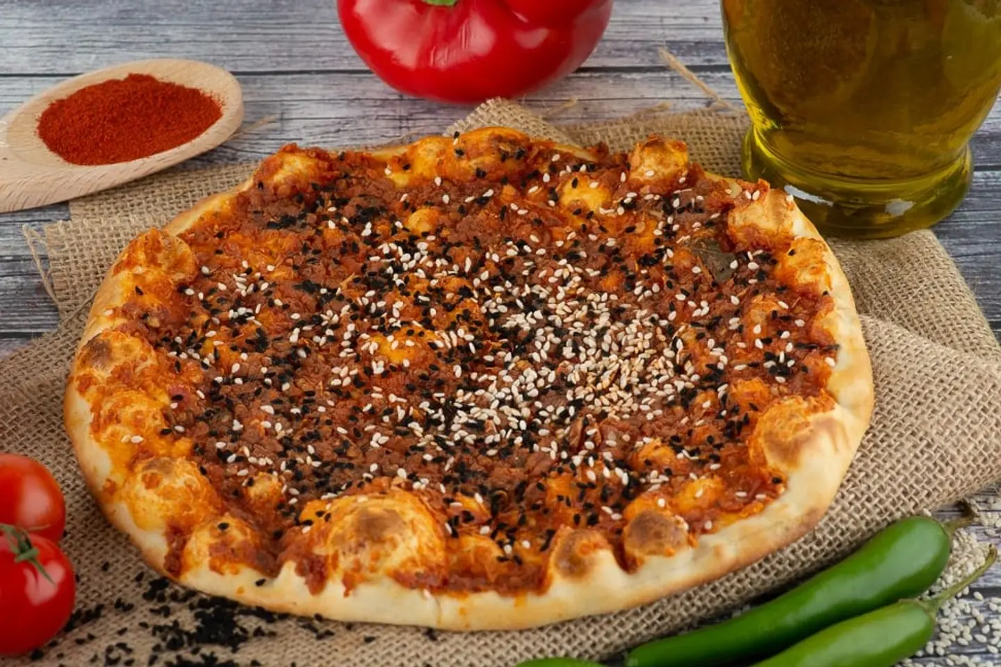 فطيرة محمرة