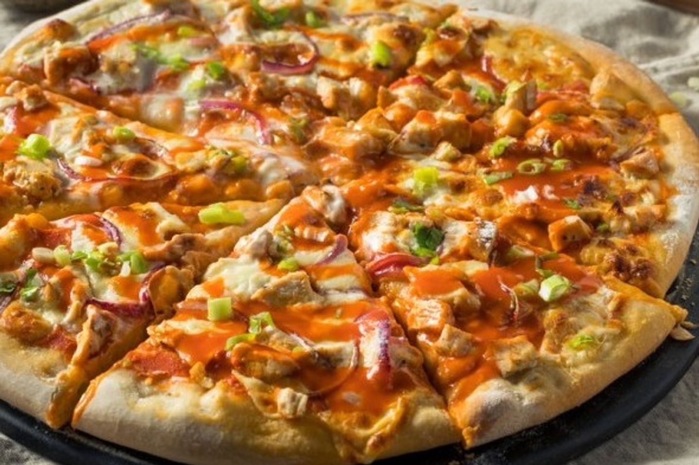 Dynamite Chicken Pizza - Large