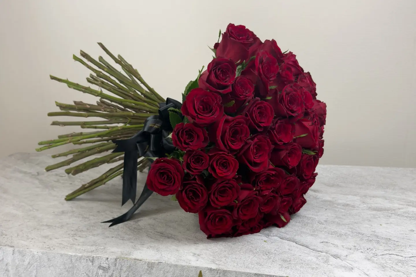 ار ٤