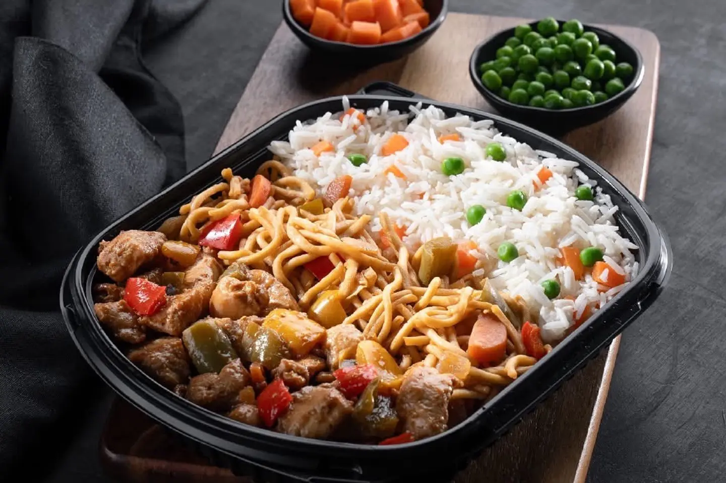 Chinese Rice Noodles With Chicken And Vegetables