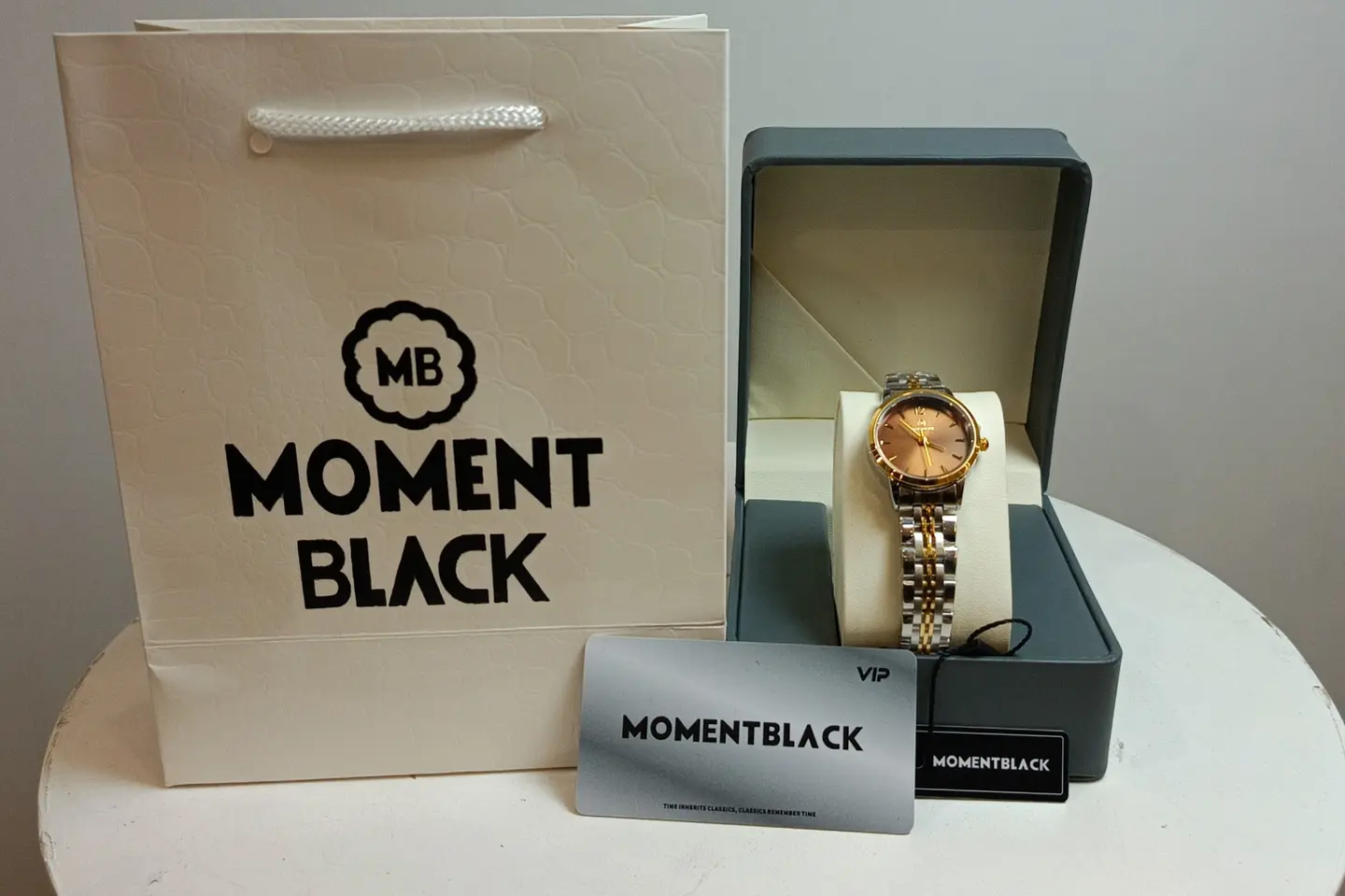 Girl Watch Brand Moment Black Number 9