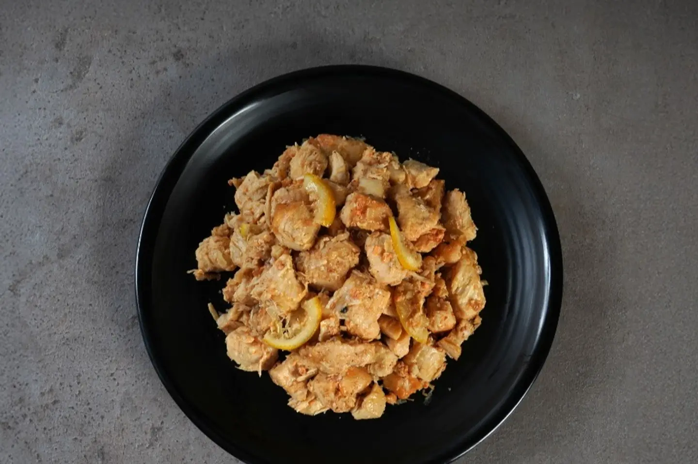 دجاج بالزبدة والليمون