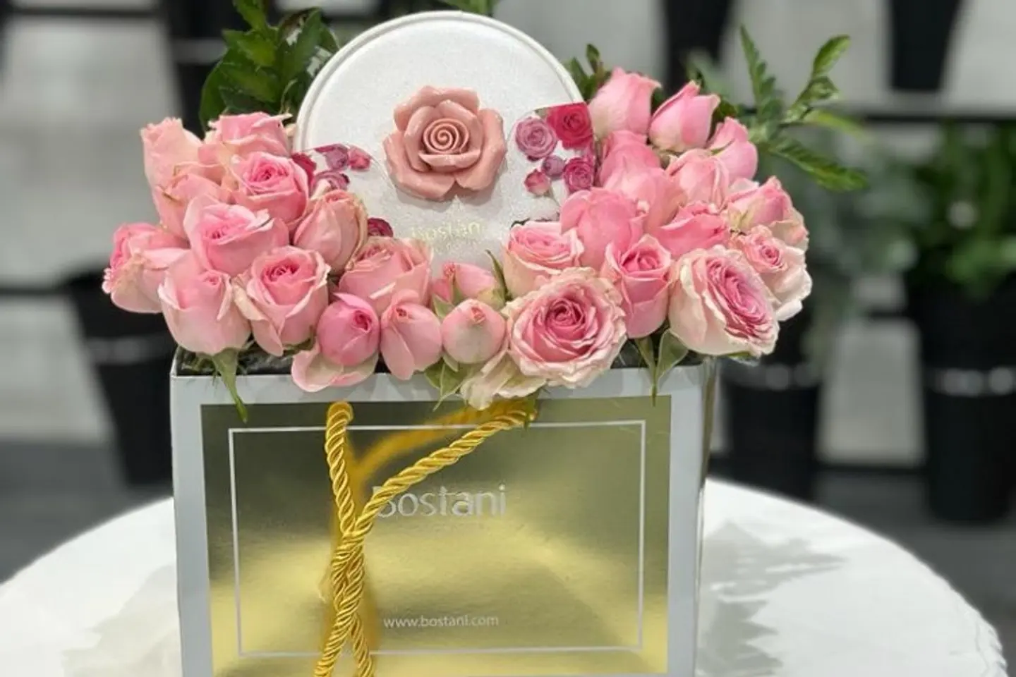 تنسيق بيبي روز مع شوكلاته بستاني