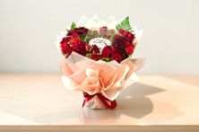 Star Bouquet With Cake