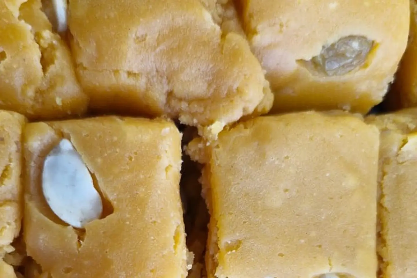 حلوى الكاجو