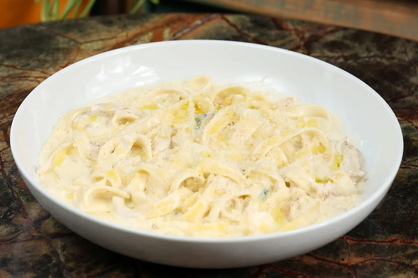 Fettuccine Alfredo