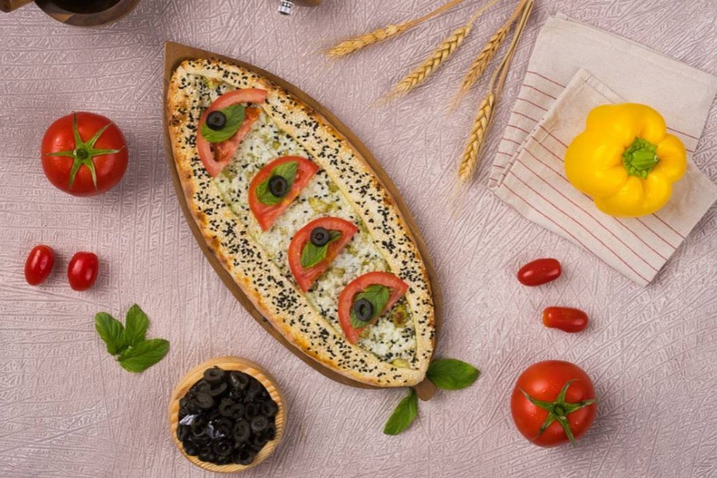 Aldyaa Boat Halloumi Cheese