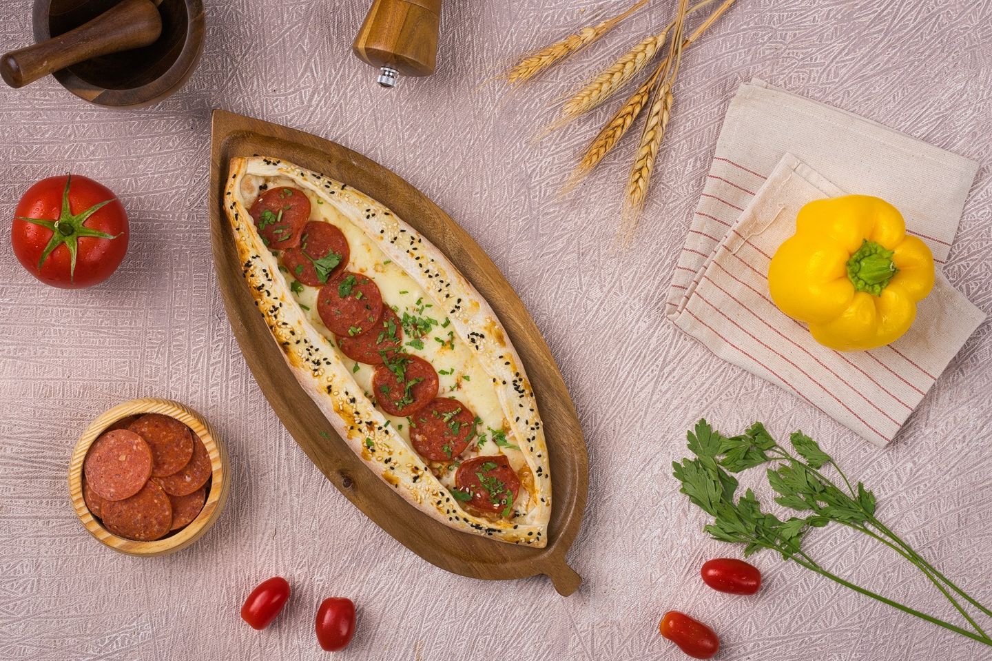 Aldyaa Boat Pepperoni