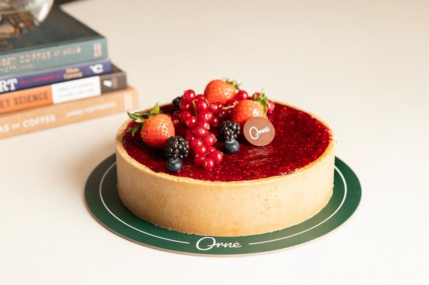 Classic Cheesecake With Mix Berries