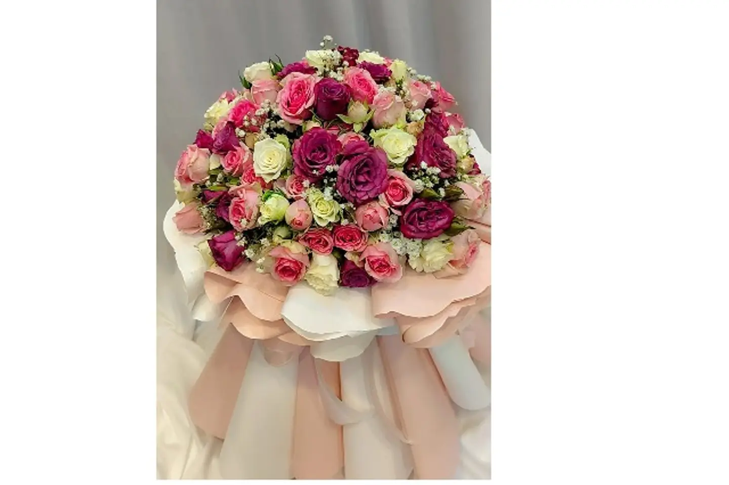 Rosy Embrace 303
