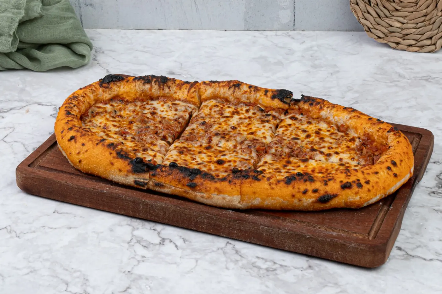 منقوشة نابولي محمرة