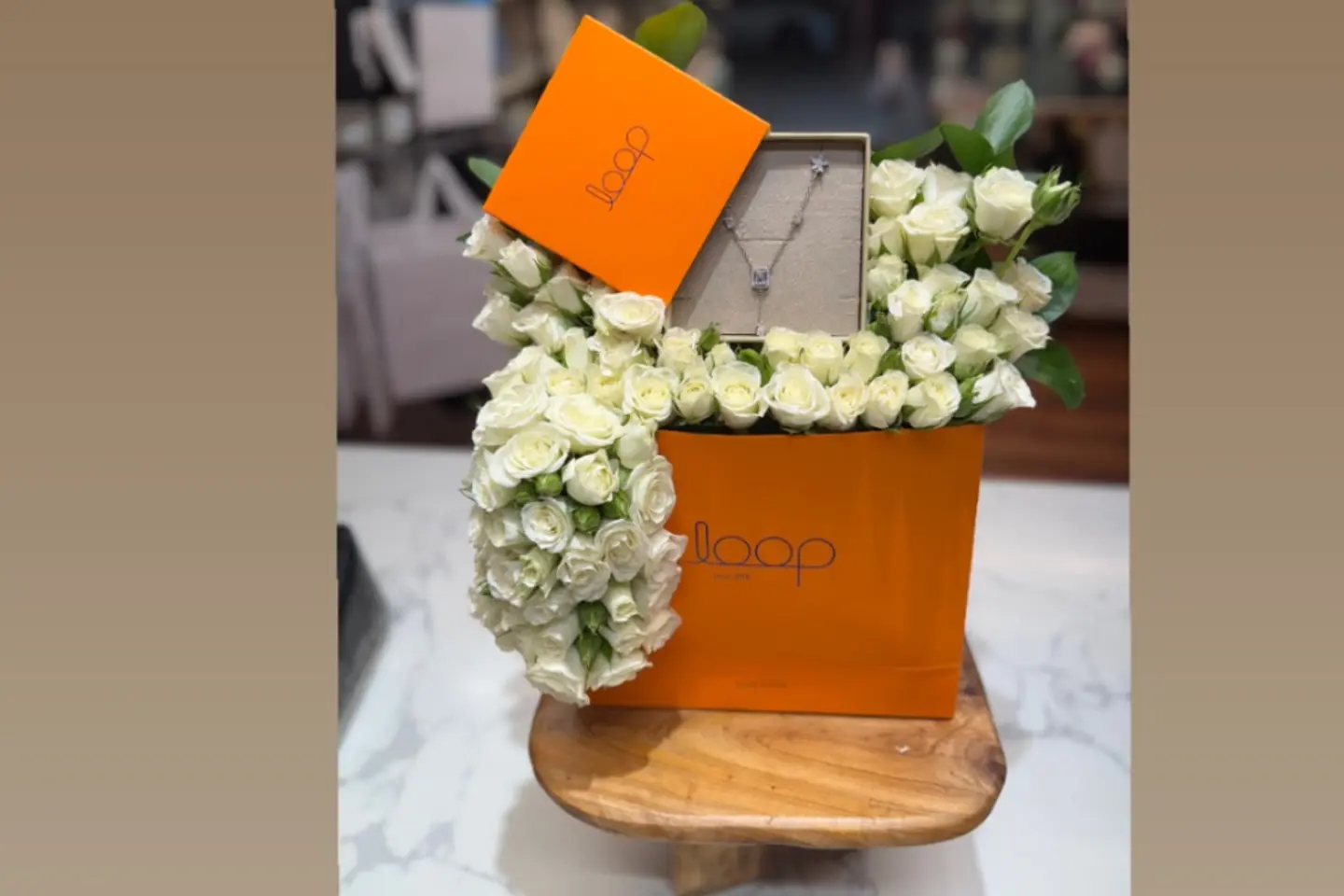 Elegant Women's Chain Gift