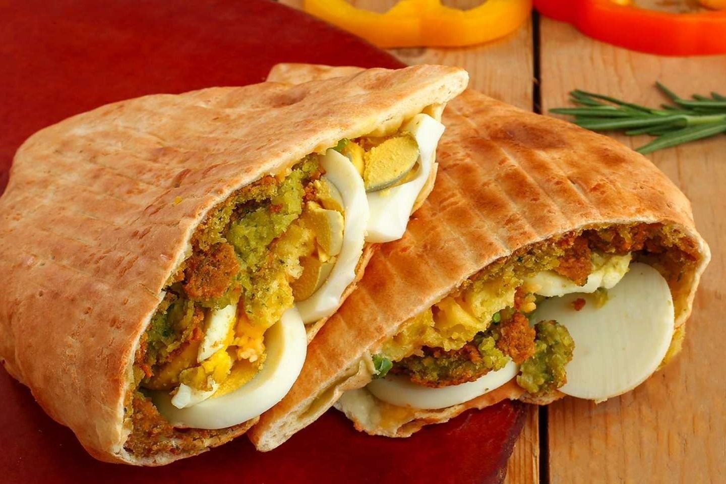 فطيرة فلافل عربي