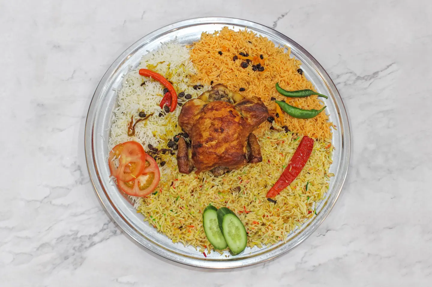 نصف دجاج شواية رز مشكل