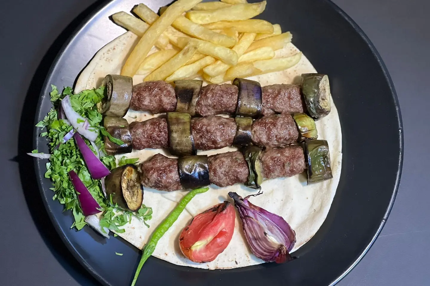 كباب اللحم بالباذنجان
