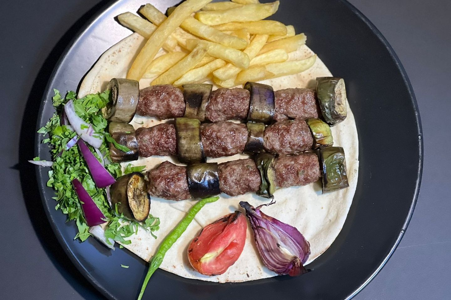 كباب اللحم بالباذنجان