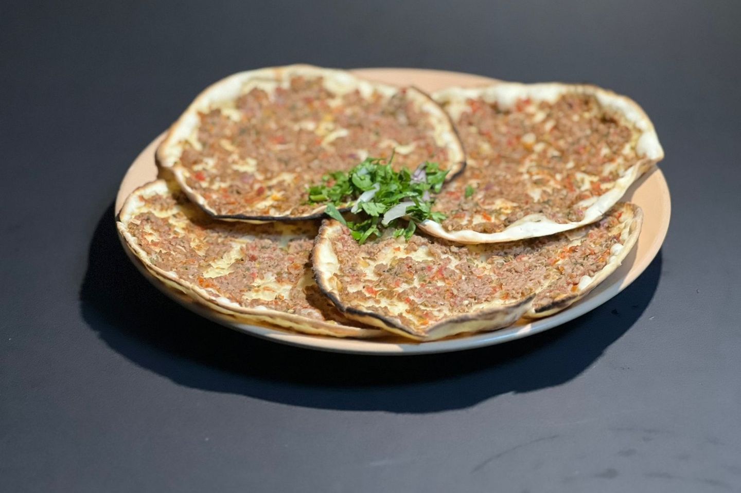 لحم بالعجين مع الخضار