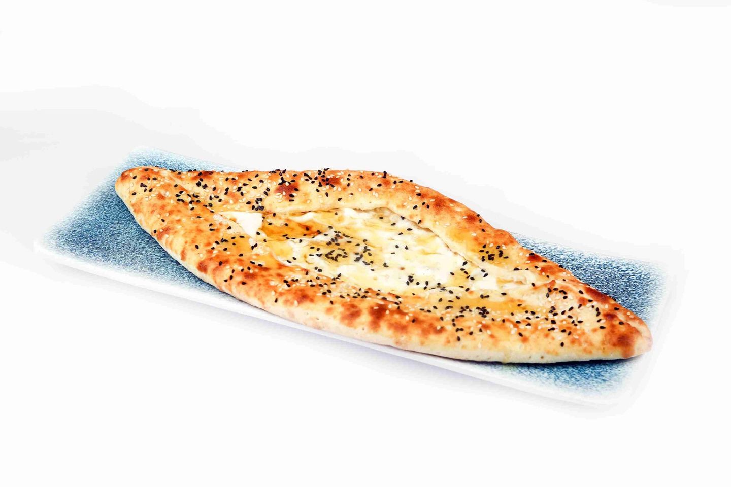 مناقيش لبنة مع عسل