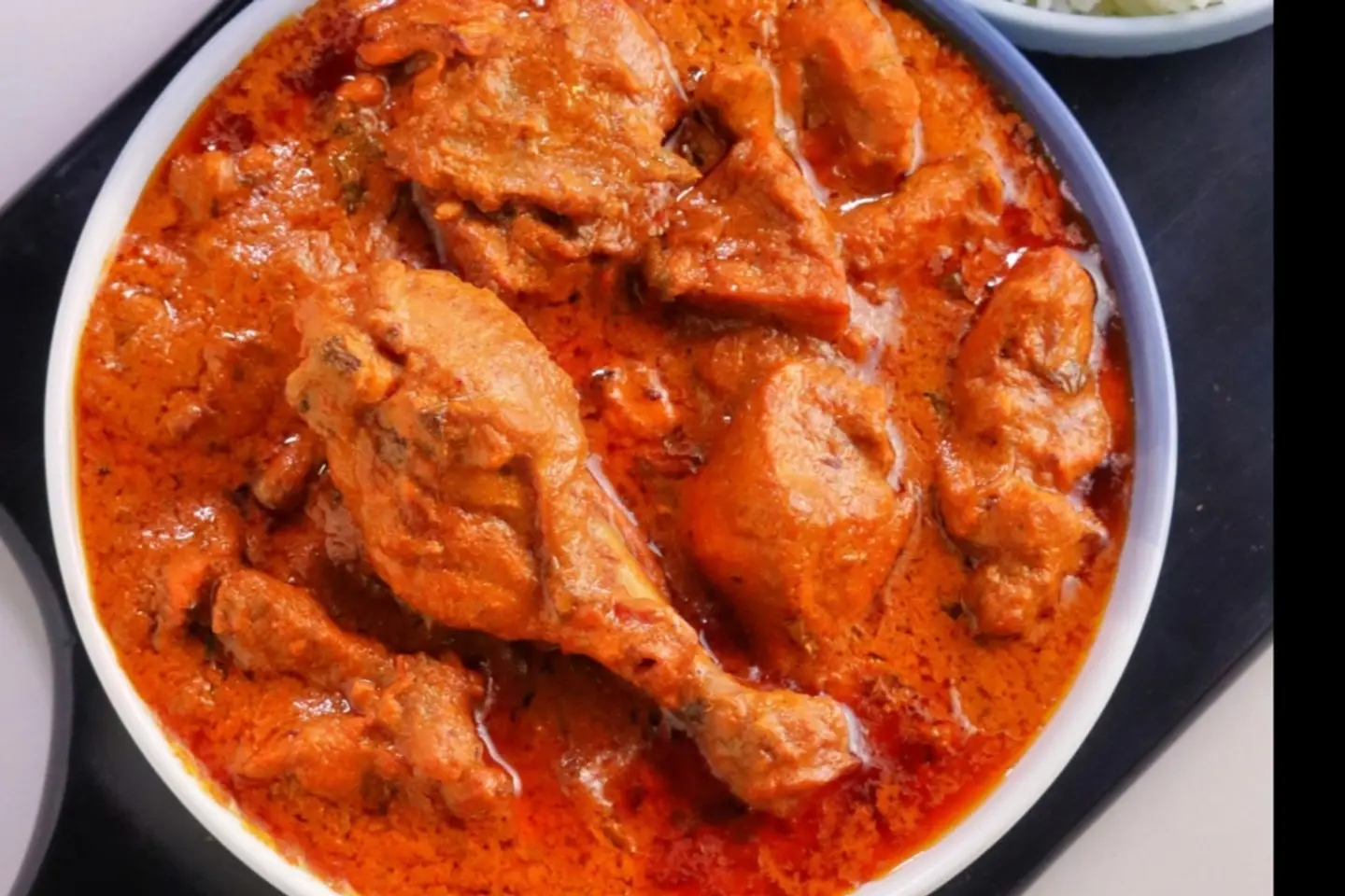 دجاج أحمر الزفاف