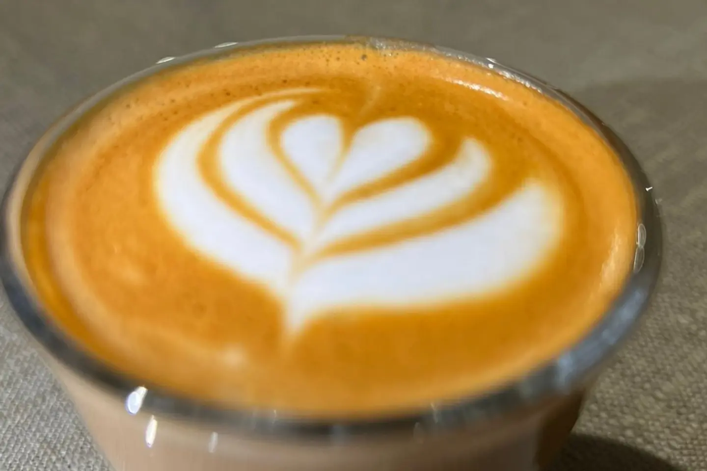 كورتادو حار