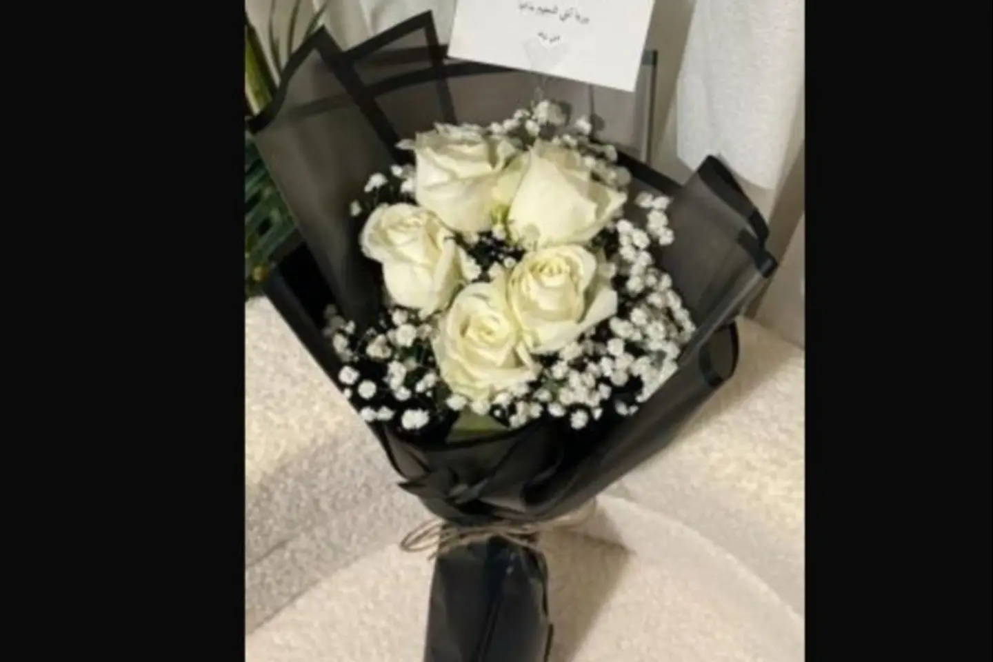 Bouquet Of Five White Roses