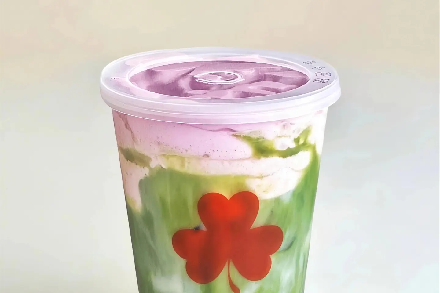 ايس ماتشا توت ازرق