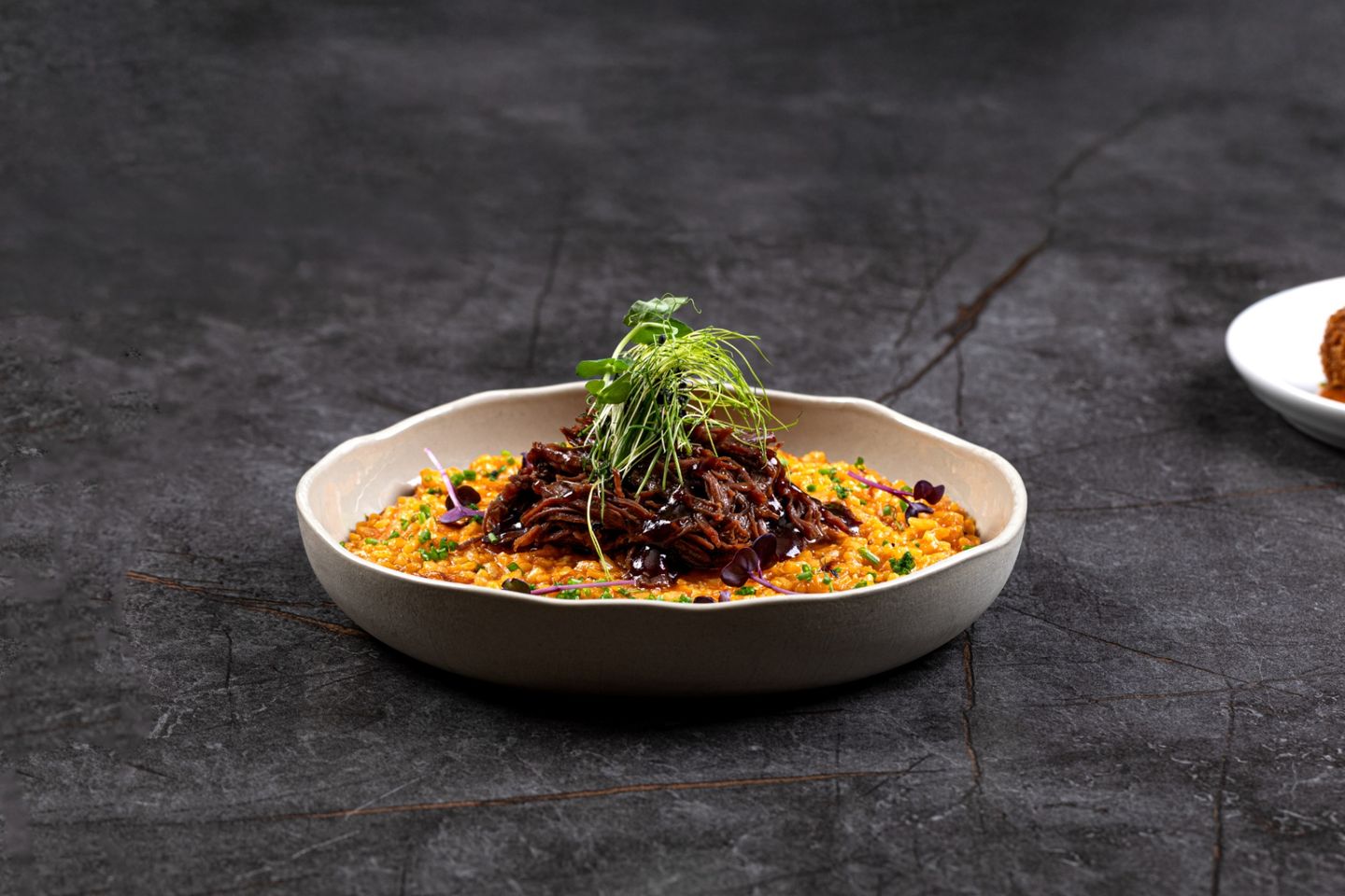Slowly Cooked Short Ribs With Rice