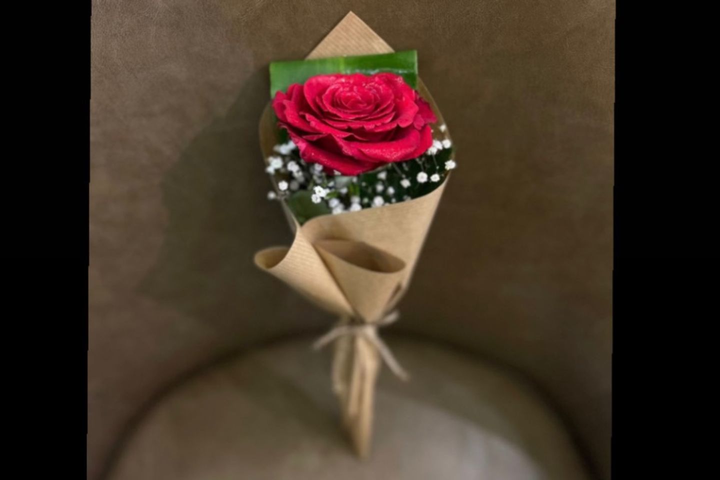 R1 Red Rose