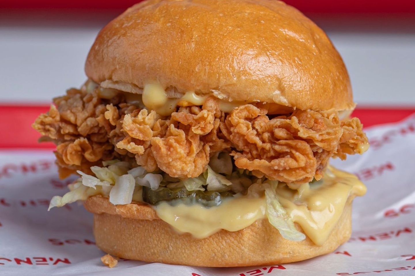 Meno's Chicken Burger