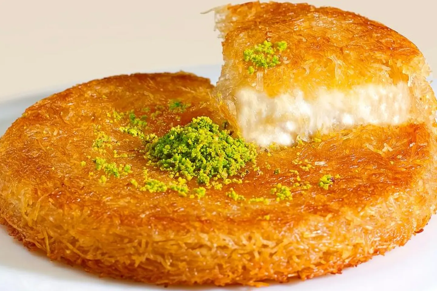 كنافة بالقشطة