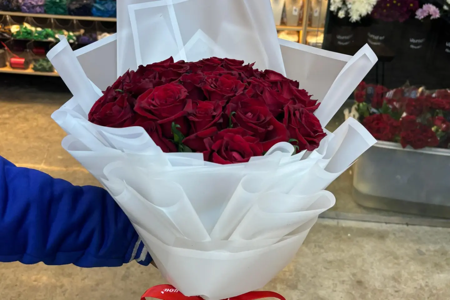 باقة عيد الحب ابيض