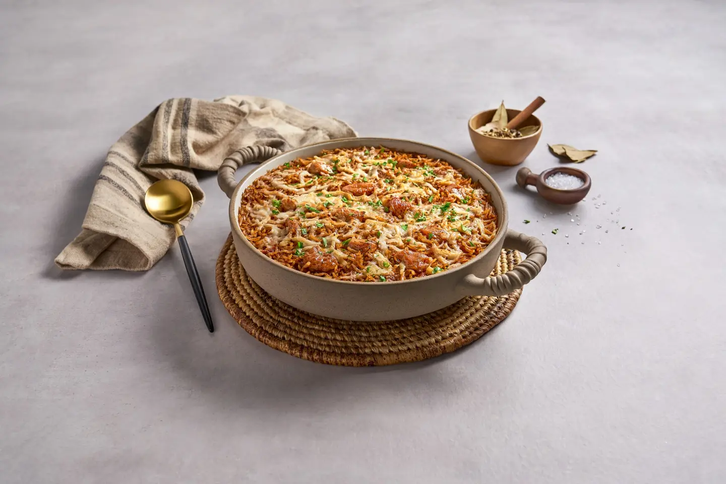 طاسة بسطرمة جبنة